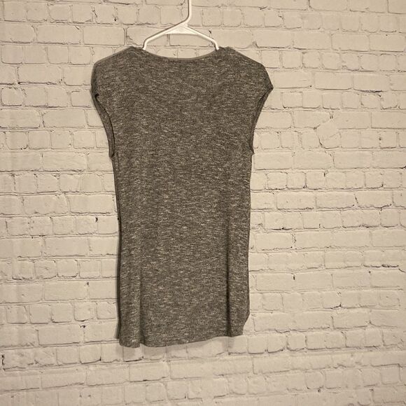 Apt.9 Sleeveless extra small gray top - Picture 2 of 2